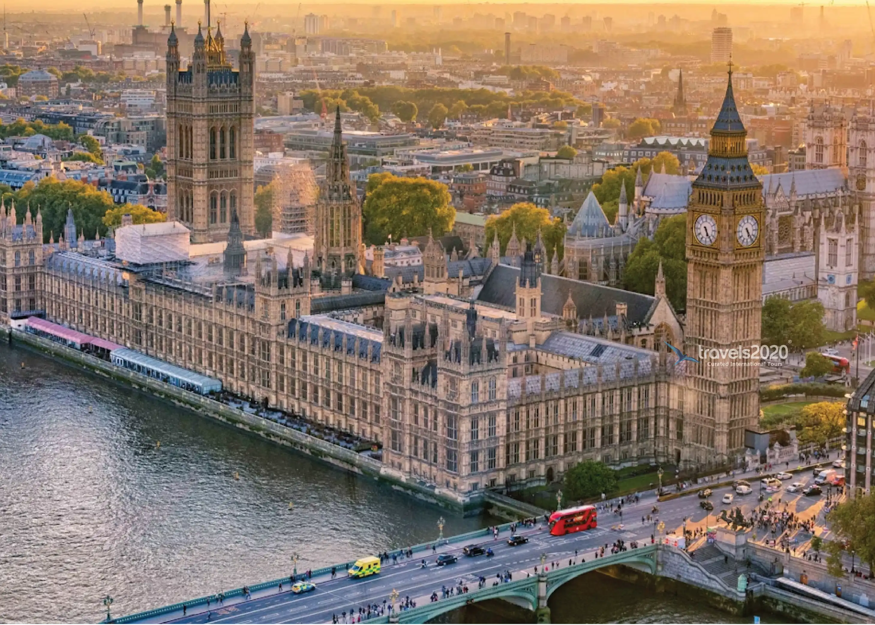 Iconic London Tour – From Royal Palaces to Ancient Stones